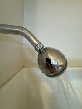 SHOWER DRIP → TIGHTENED